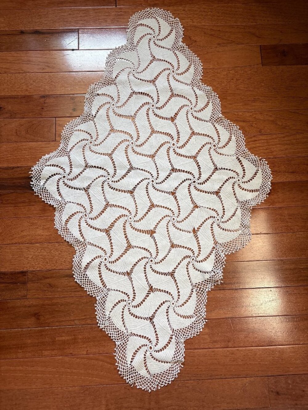 Handmade Cream Crochet Table Runner Swirl Pattern 21x34" Decorative Doily
